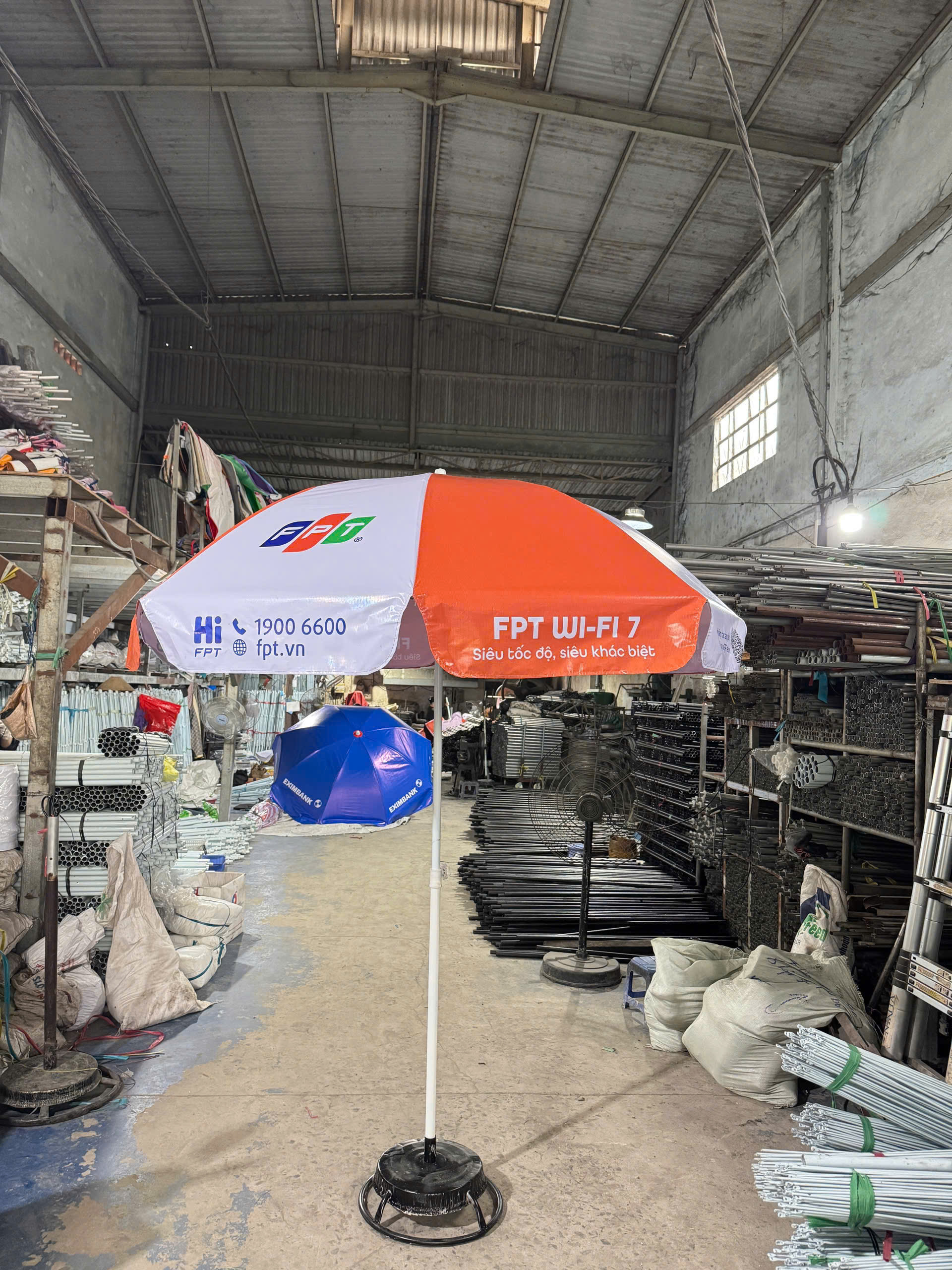 Dù quảng cáo FPT che nắng FPT Camera
