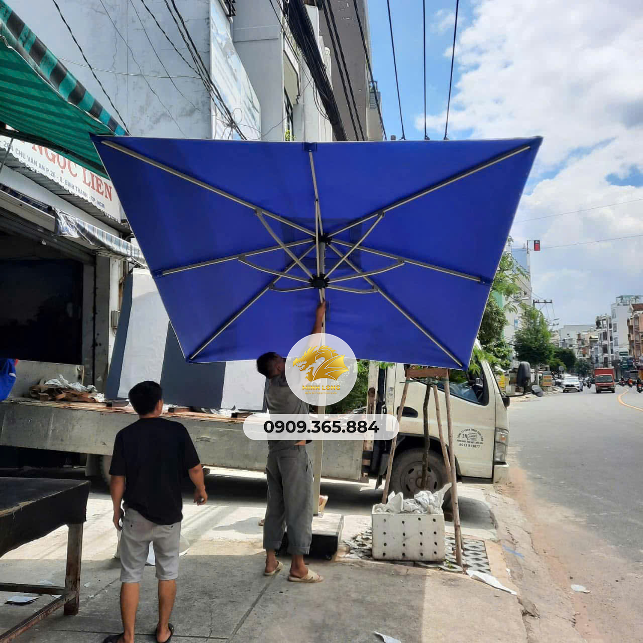 Dù Quảng Cáo Vuông Khác Gì Các Loại Dù Khác